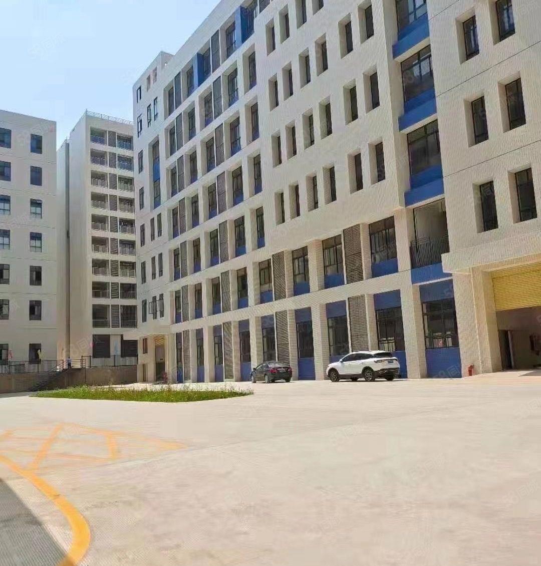 光明科学城附近全新红本厂房1680平方起租。