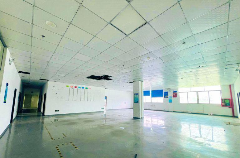 公明马山头独院厂房4000平方原房东出租精装修水电过户可分租