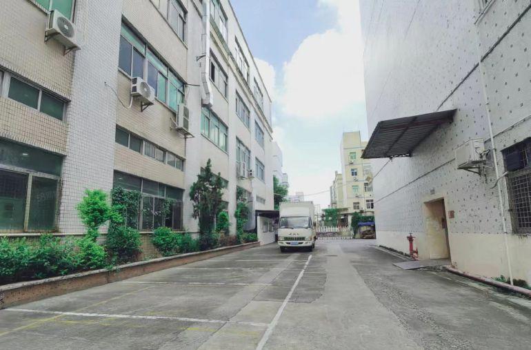 公明南光高速松柏路边上原房东独院（6800平单层1700平）