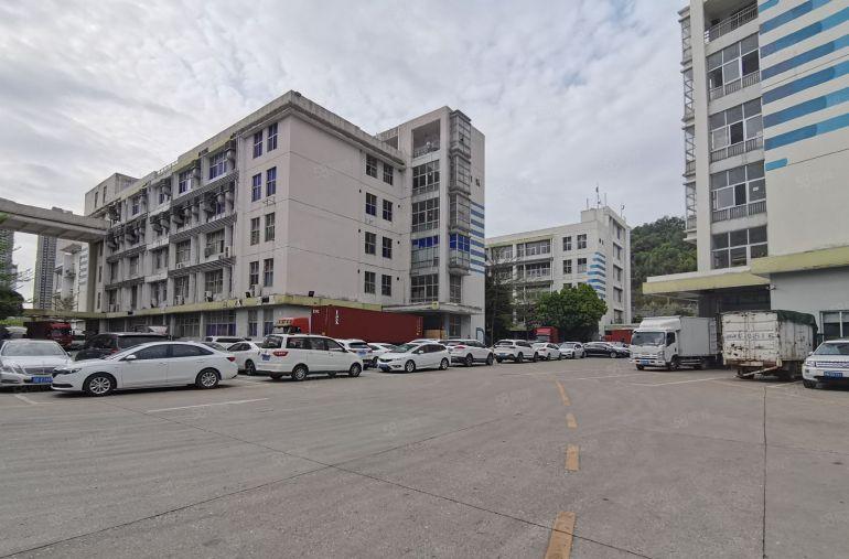 公明长圳特价厂房1020仓库出租，面积可实量每平19元