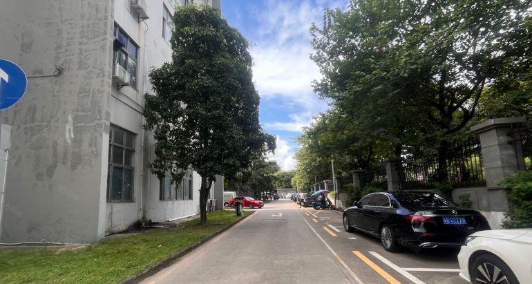 原房东急租整层1500平带装修500平起厂房出租园区仓库出租