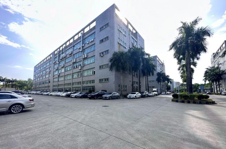 地铁口光明工业园区1000平至3800平厂房出租仓库出租一楼