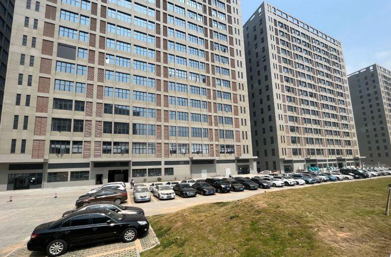 光明新区业主红本工业园厂房8000平米