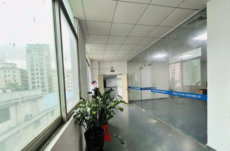 长圳地铁站原房东红本厂房整层800平出租现成装修拎包生产