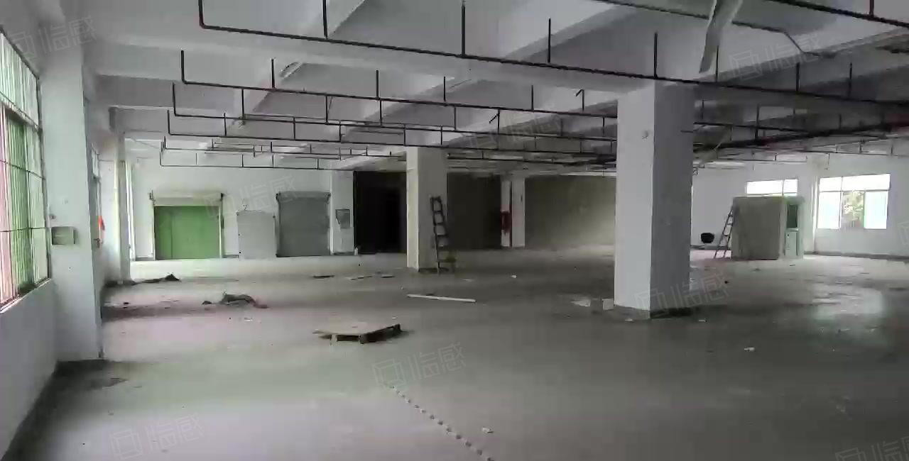 光明长圳原房东红本厂房实际面积租950平