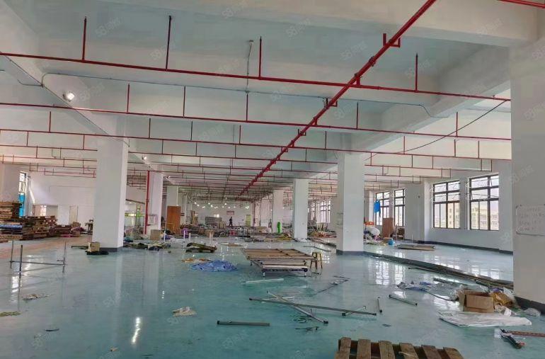 公明东坑厂房出租（2600平4米CNC，设备，注塑，电子）