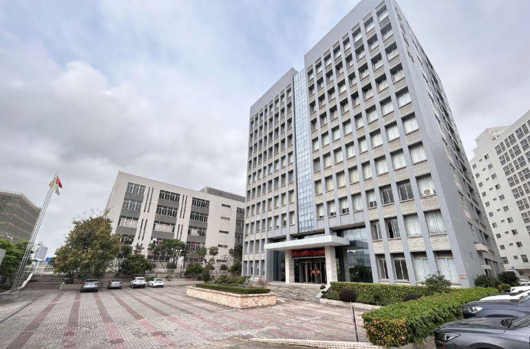 深圳市光明区高新产业园 单层面积3600平 空地大 合同期长