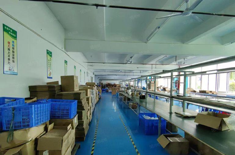 光明公明原光电厂出租（3676平可分900起，车间干净明亮）