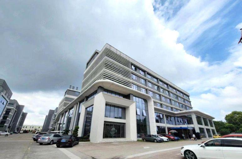 光明厂房出租面积13000平，起租1000平