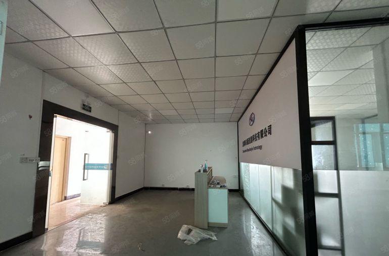 光明楼村地铁口工业园三楼800平带装修厂房出租