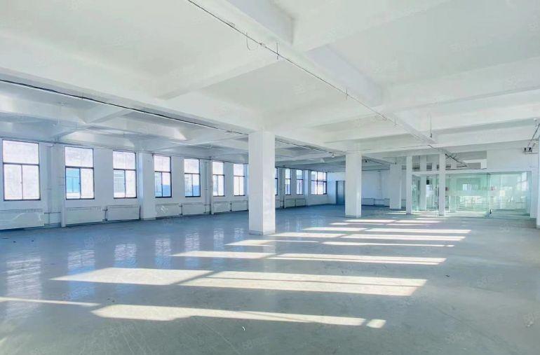 业主直租，项目位于珠海高新区,制造业厂房,十年不涨租.