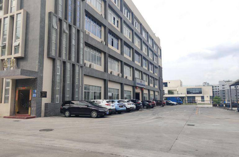 特价15元光明新区单层面积3500平厂房！大小分租证件齐全