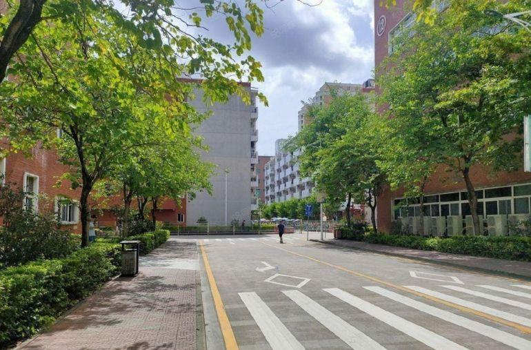 光明长兴科技园旁原房东总面积5000平红本厂房出租 大小可分