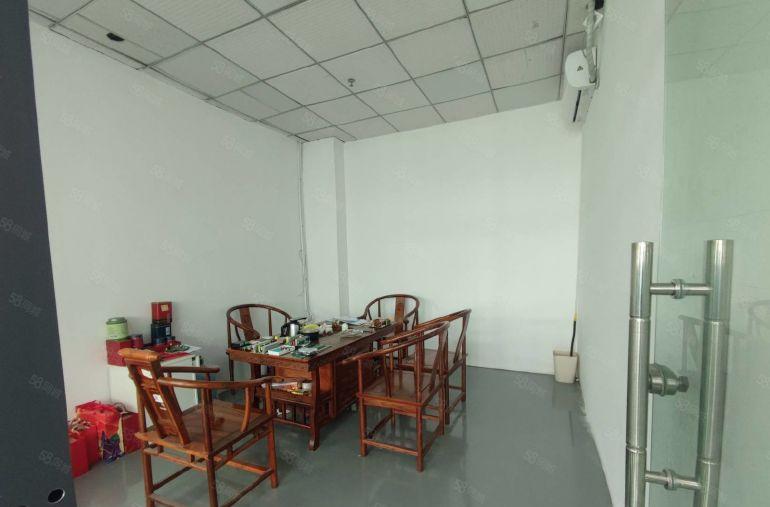 带精装！光明长圳工业园楼上半层厂房出租1400平，可拎包入住