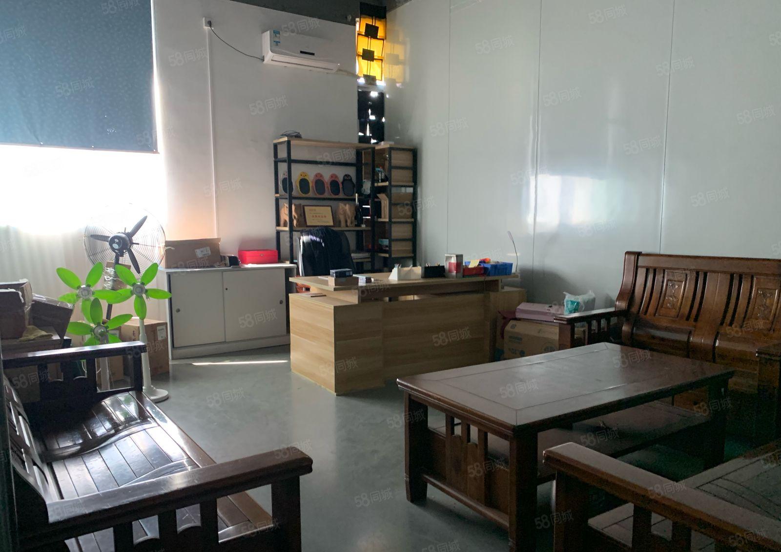 公明西田大型园区楼上1300平 带前台办公室精装修