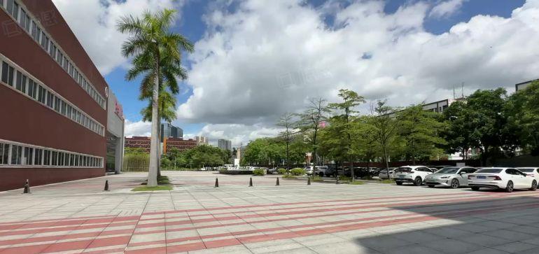 光明长兴科技园旁原房东总面积5000平红本厂房出租 大小可分