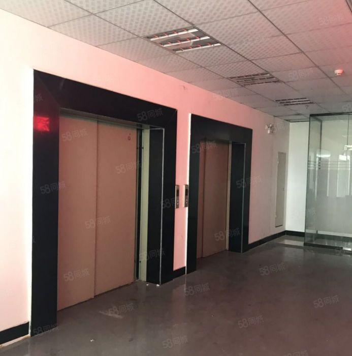 公明红星原数据线厂房出租，950平整层（停车方便，好招工）