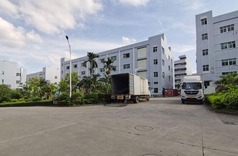 公明楼村地铁口工业园区300平1000平标准厂房出租仓库招租