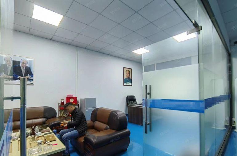 公明原电子厂出租（800平带精装办公室多间，车间格局方正）