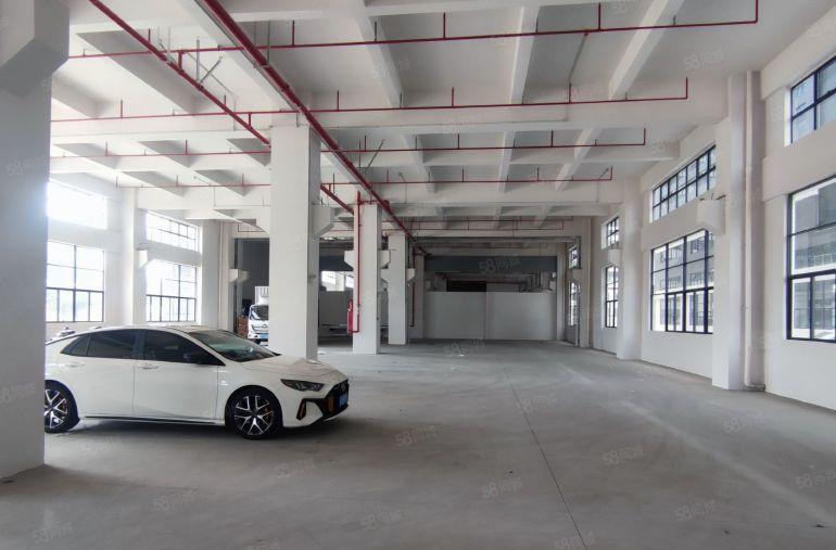 光明地铁口1000平低价厂房出租300平起分租开发商直租