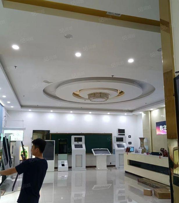 精装厂房出租，公明白花洞工业区720，1100，2700