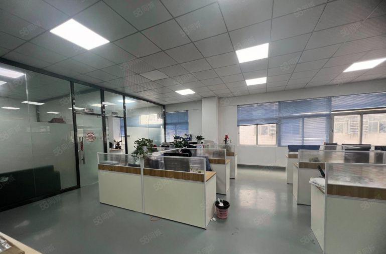 公明马山头2楼1500平方整层原房东厂房出租精装办公三吨货梯