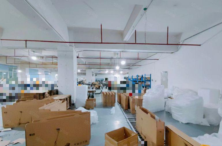 公明楼村厂房，仓库出租（1600平层高4.5米，带消防喷淋）