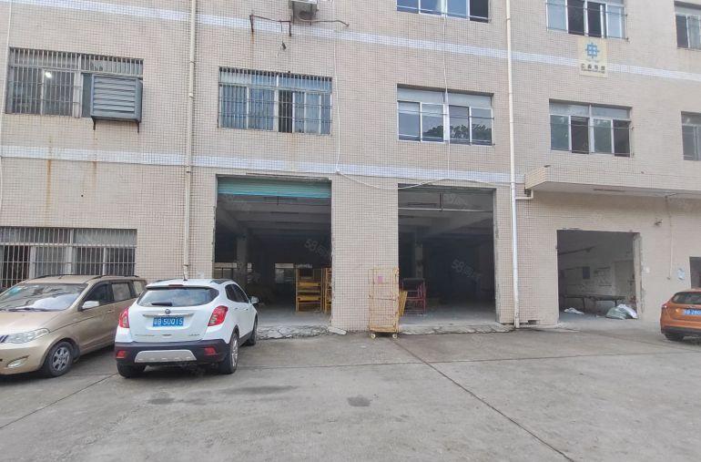 深圳光明原业主独门独院标准厂房5000平方出租带精装修办公室