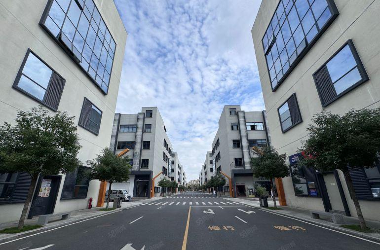 公明地铁口附近独院厂房出租精装修办公电商仓库大小可分租