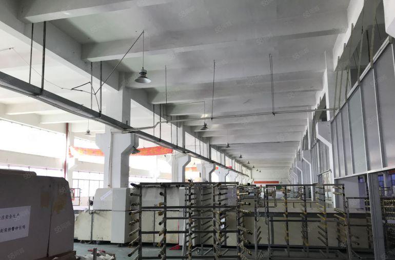 公明根玉路边上标准厂房1楼1450平，高度5.5米，带牛角