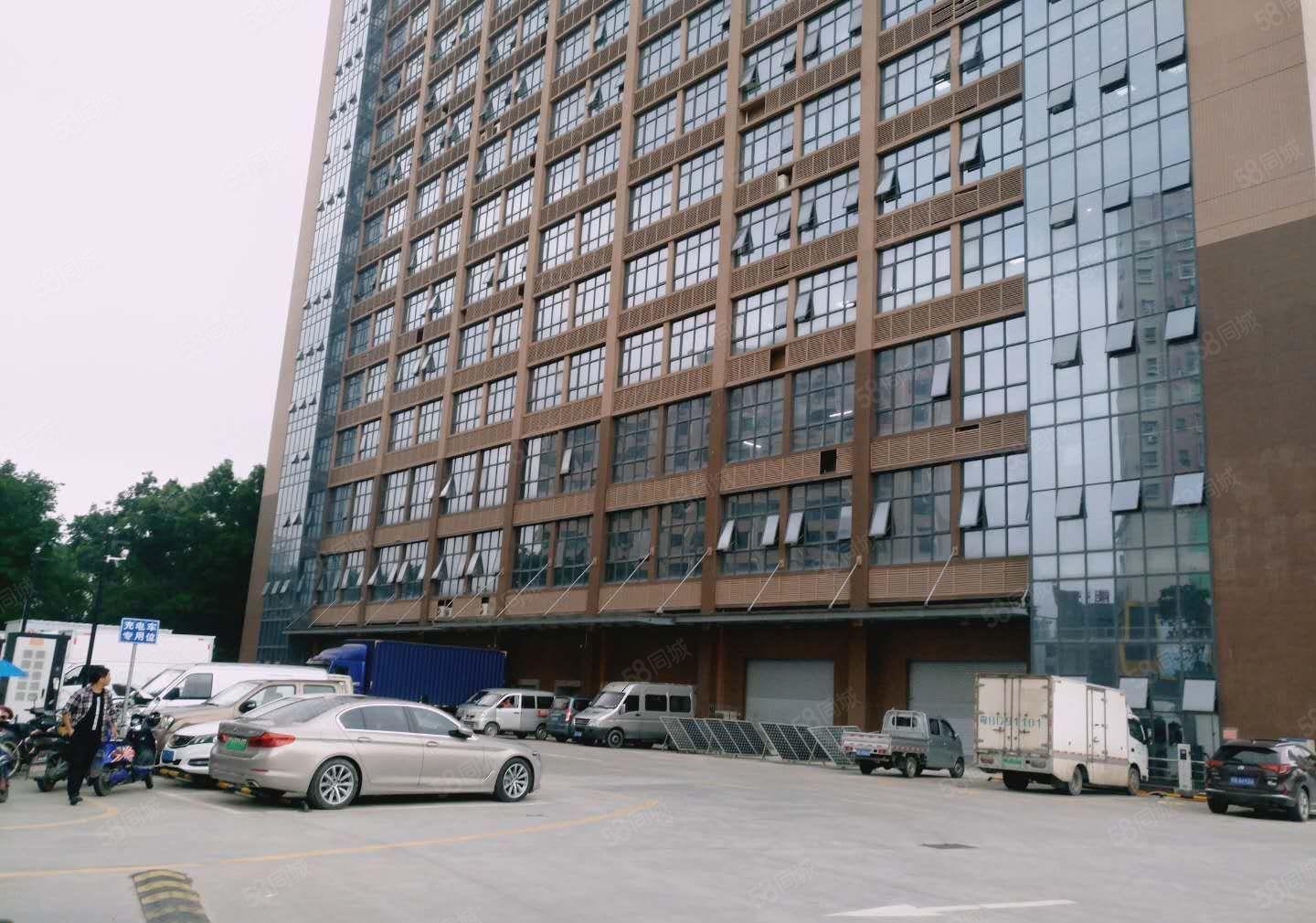 公明靠龙华，大浪，观澜（楼上1050平，有部分无尘车间）光明