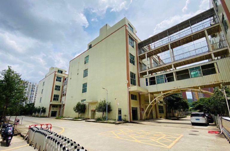 光明区公明独院厂房出租1.65万平可分两个独院1楼6米带行车