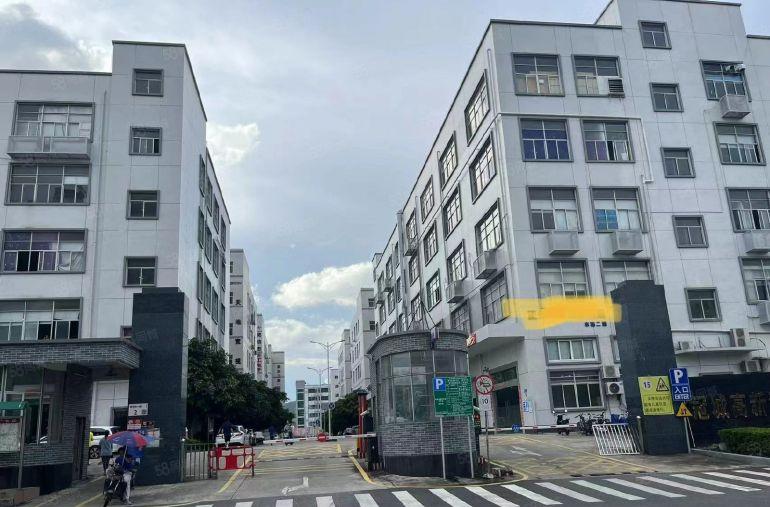 公明楼村厂房，仓库出租800，1800，2400平大车进出便