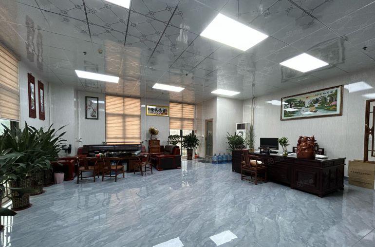 光明区公明上村楼上600平精装修厂房出租