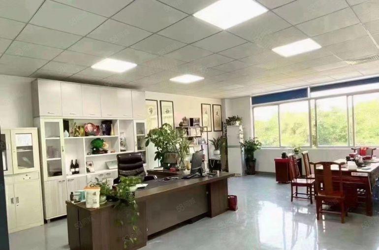 公明楼村800平方厂房出租精装办公室仓库低价地铁口原房东