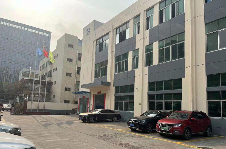 公明独院分租2楼（1300平空地超大，食宿配套齐全）欢迎来电