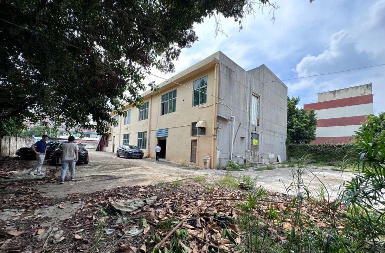 公明经典两层小独院2000平，空地2000平，好招工，高速口