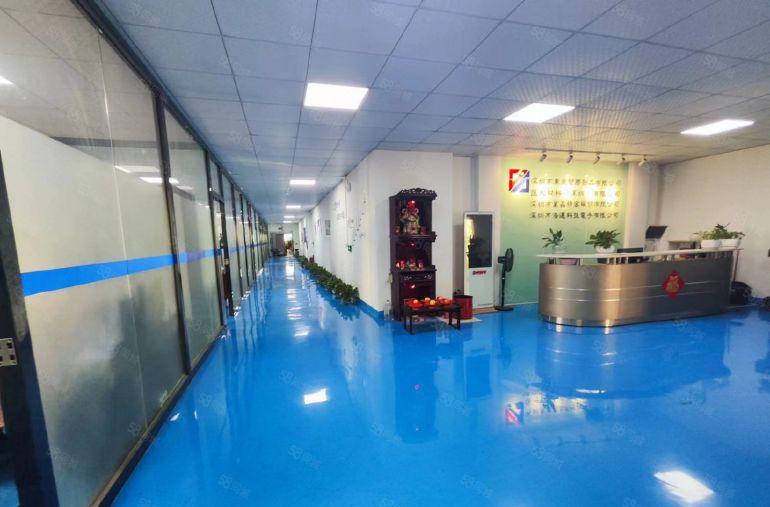 靓盘公明蒋石豪华装修厂房2400平一整层货梯十客梯大小分租