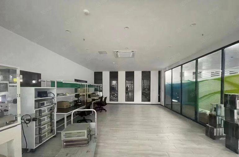 光明甲子塘豪华装修楼上1280平厂房出租适合办公研发企业总部