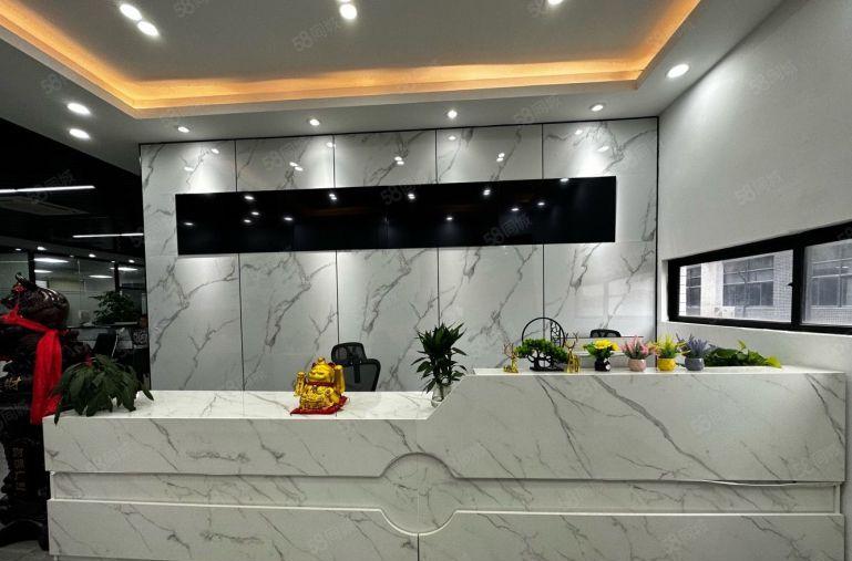 精装修！光明园区楼上整层厂房出租1600平，尾盘特价出租！