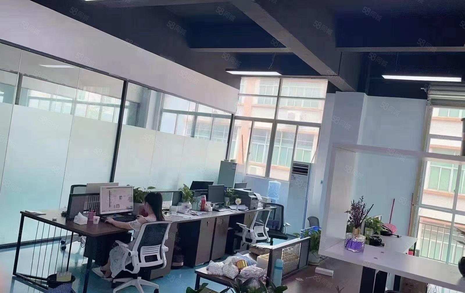 公明合水口厂房出租1300平，5吨货梯，适合设备，5G通迅