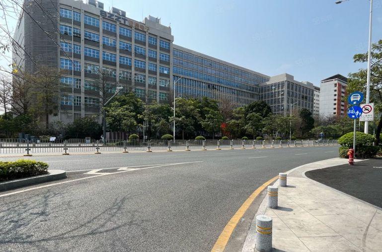 甲子塘高新红本园区楼上装修800平，面积实在，免租3个月