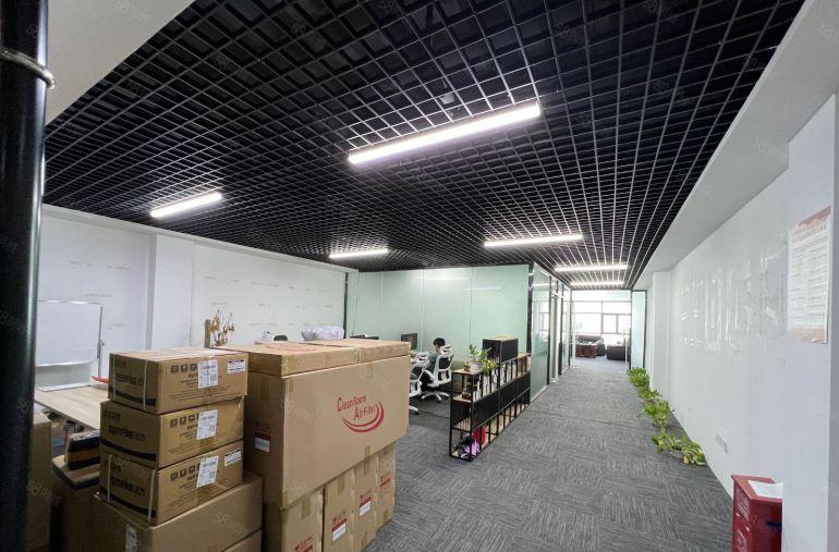 光明楼村精装修厂房改写字楼189平 形象好车位充足