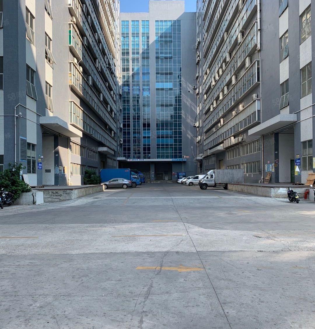 光明田寮南光高速出口整层面积9800平米（可分租）