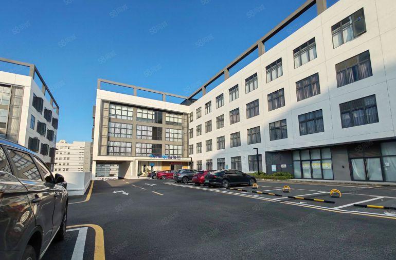 公明楼村地铁站附近原房东楼上精装修厂房1500平出租可分