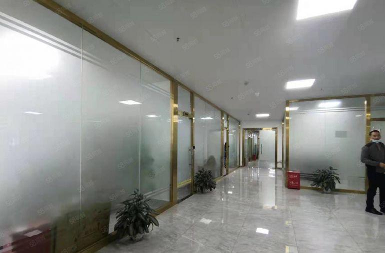 公明蒋石原显示屏厂出租（2400平5吨货梯，整层使用率极高）