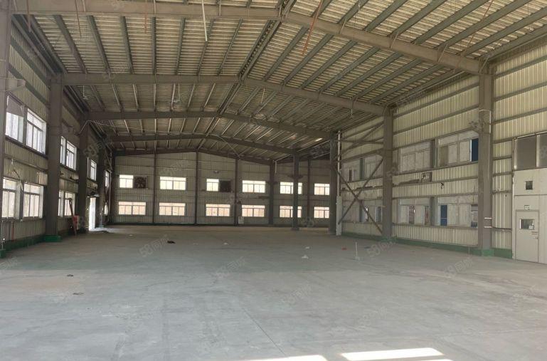 光明钢构单一层4200平方出租，空地大滴水9米交通便利