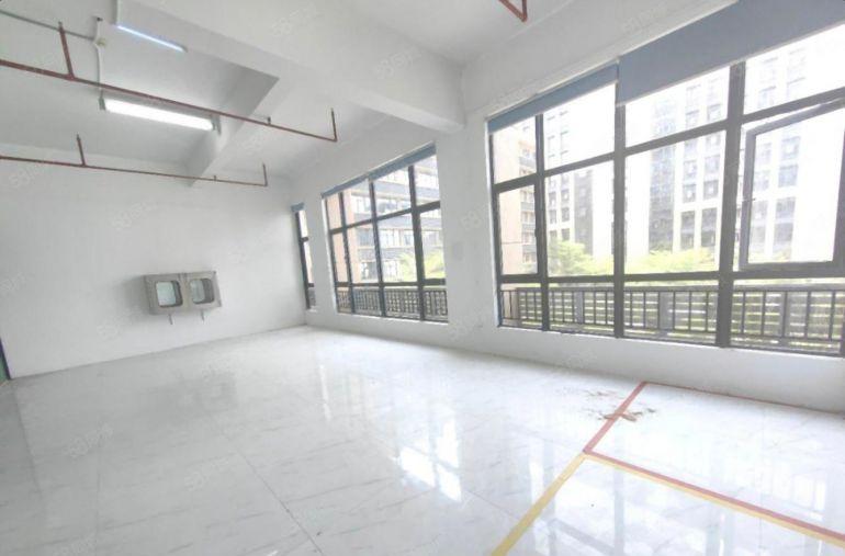 马山头地铁口光明厂房出租3楼900平带装修办公室出租仓库出租