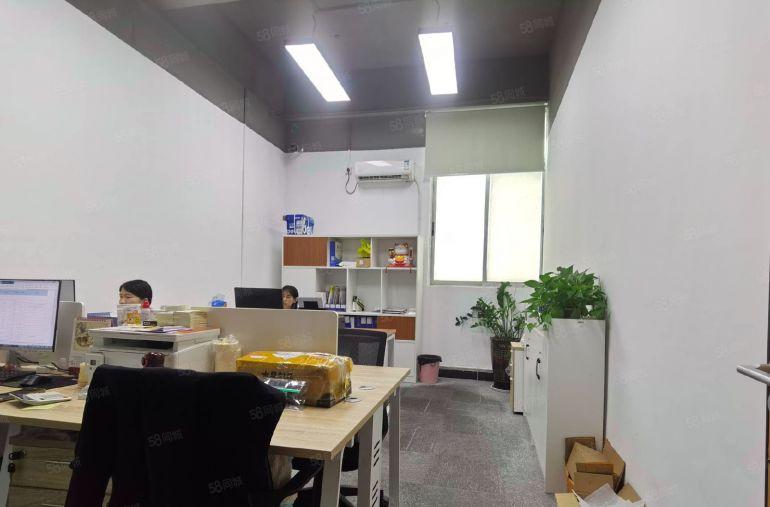 300平起，光明新出1000平精装修，厂房出租生产仓库