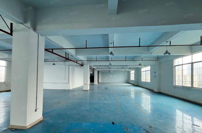 公明楼村地铁口楼上带装修厂房16元厂房出租合同10年仓库出租